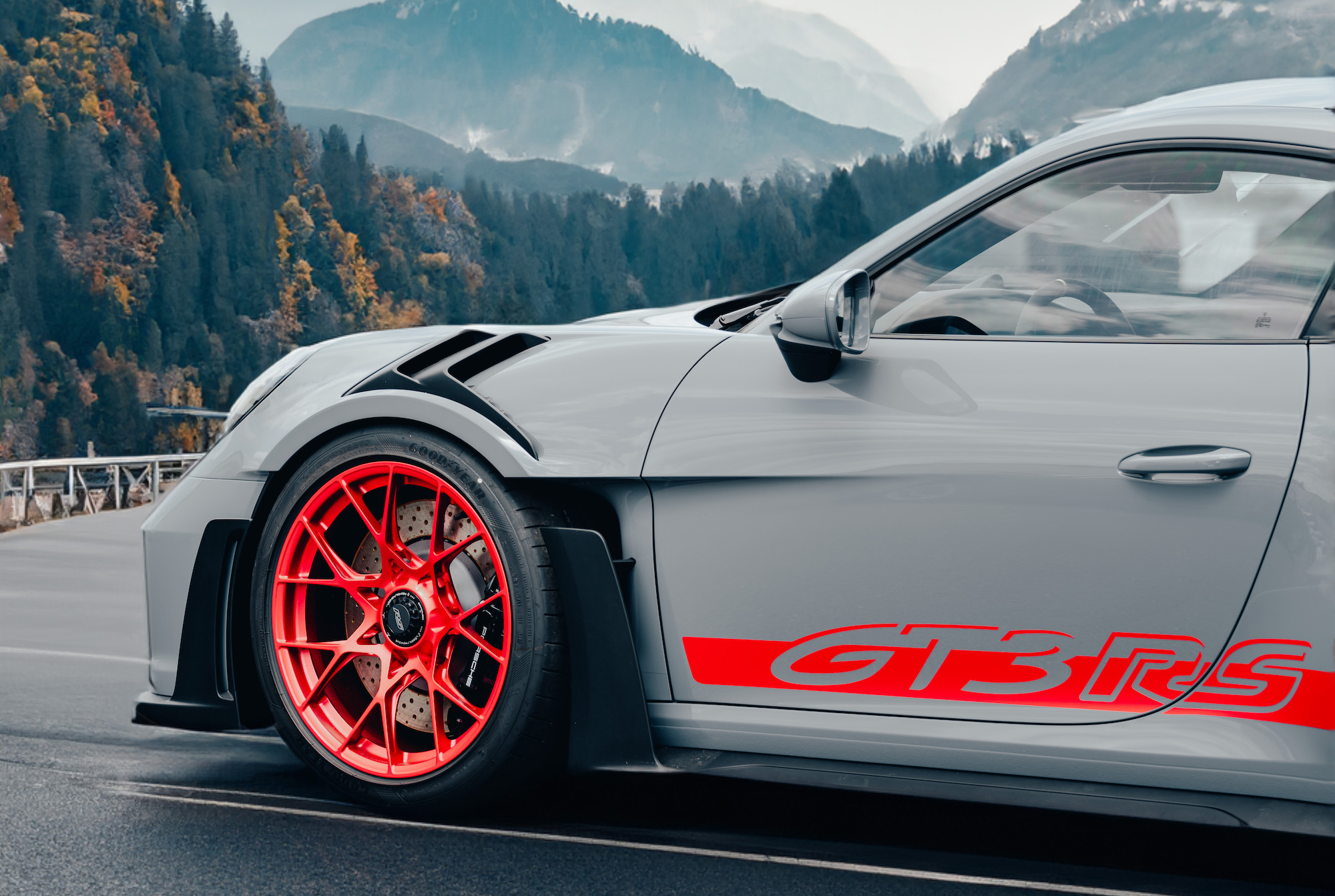 Goodyear e Porsche ancora insieme con il binomio Eagle F1 Supersport RS e 911 GT3 RS