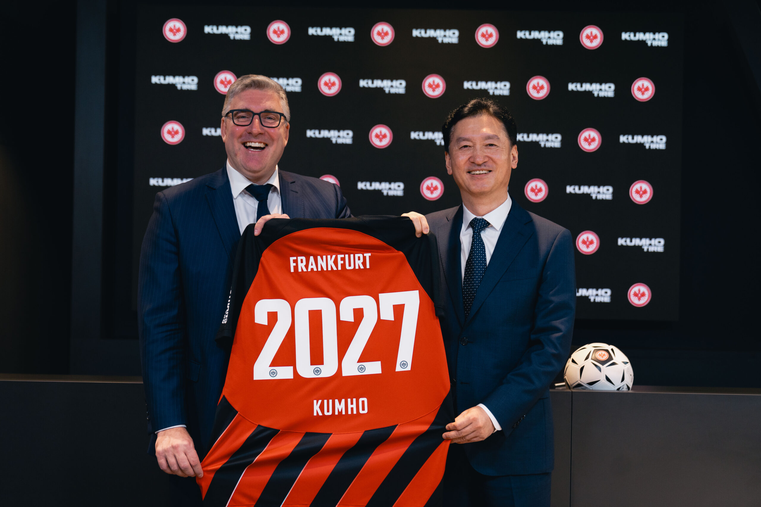 Kumho Tire ancora in gol: nuova partnership con l’Eintracht Francoforte