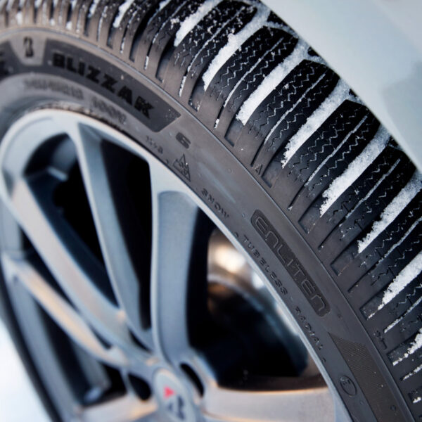 Bridgestone Blizzak 6 ENLITEN, affidabile alleato per affrontare l’inverno